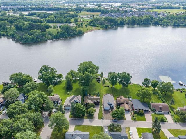 1519 14th Avenue NW, New Brighton, MN 55112