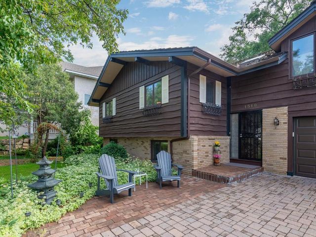 1519 14th Avenue NW, New Brighton, MN 55112