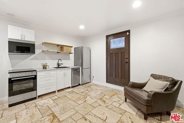 23911 Homezell Drive, West Hills (los Angeles), CA 91304