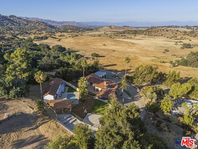 23911 Homezell Drive, West Hills (los Angeles), CA 91304