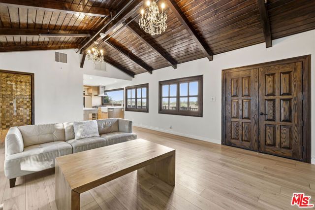 23911 Homezell Drive, West Hills (los Angeles), CA 91304