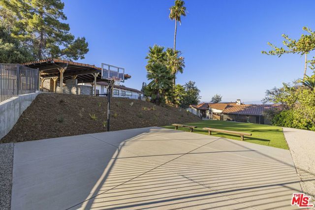 23911 Homezell Drive, West Hills (los Angeles), CA 91304