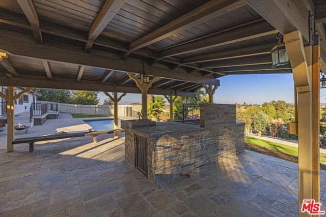 23911 Homezell Drive, West Hills (los Angeles), CA 91304