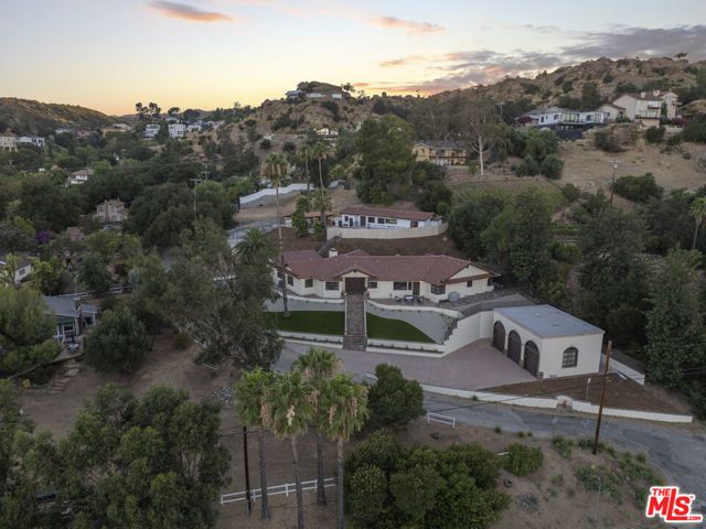 23911 Homezell Drive, West Hills (los Angeles), CA 91304