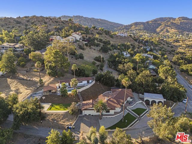 23911 Homezell Drive, West Hills (los Angeles), CA 91304