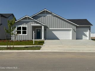 5181 E Aquila Ave, Post Falls, ID 83854