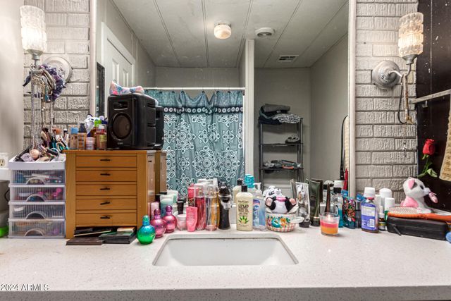 6828 W Pierce Street 126, Phoenix, AZ 85043