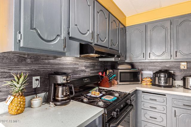 6828 W Pierce Street 126, Phoenix, AZ 85043