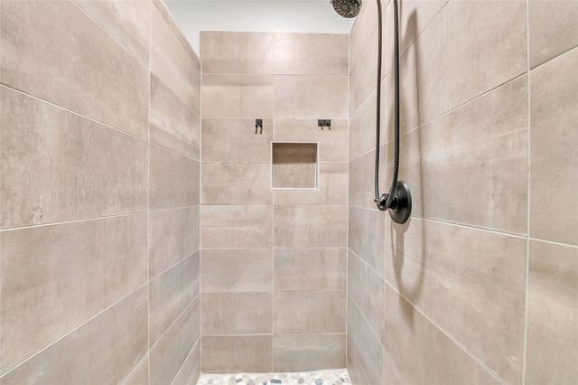 246 Western Ave, Bertram, TX 78605