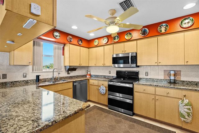 13533 VERONICA DRIVE, Hudson, FL 34667