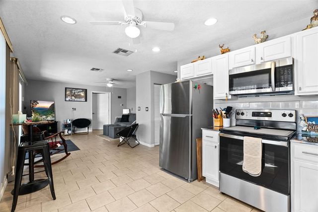 13533 VERONICA DRIVE, Hudson, FL 34667