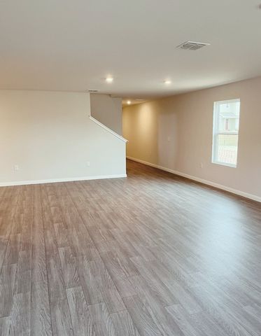 848 Bluffview Drive, Cleburne, TX 76031