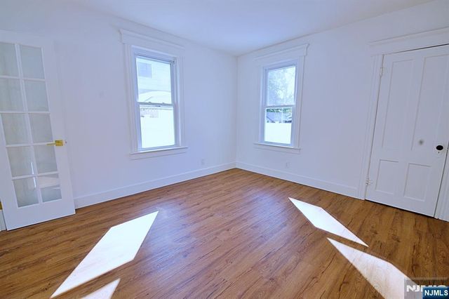 16 Clarke Street, Closter, NJ 07624