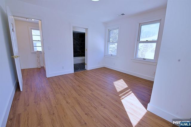 16 Clarke Street, Closter, NJ 07624