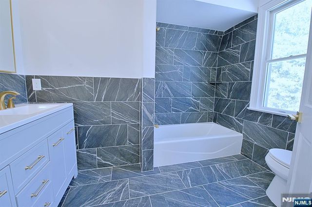 16 Clarke Street, Closter, NJ 07624