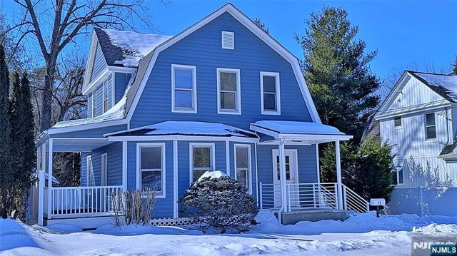 16 Clarke Street, Closter, NJ 07624