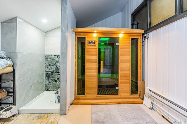 2 Summerwind Drive, Glen Head, NY 11545