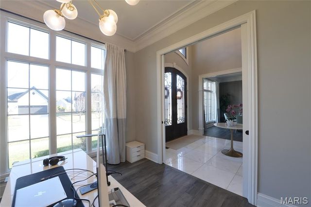 17016 Lakeside Ridge, Chesterfield, MO 63005
