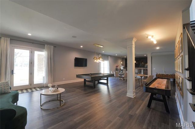 17016 Lakeside Ridge, Chesterfield, MO 63005