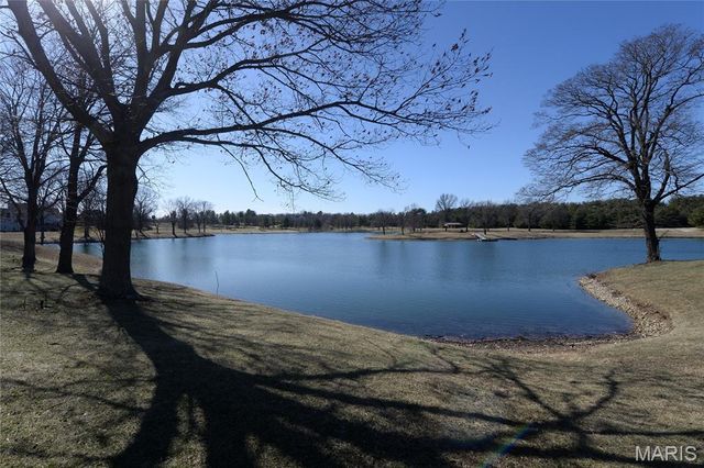 17016 Lakeside Ridge, Chesterfield, MO 63005