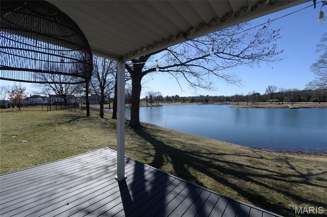 17016 Lakeside Ridge, Chesterfield, MO 63005