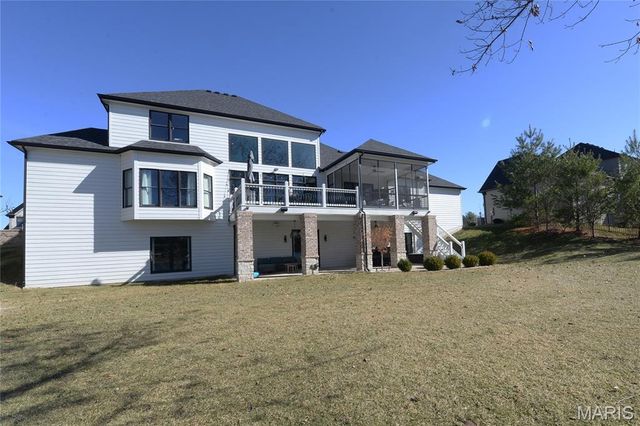 17016 Lakeside Ridge, Chesterfield, MO 63005
