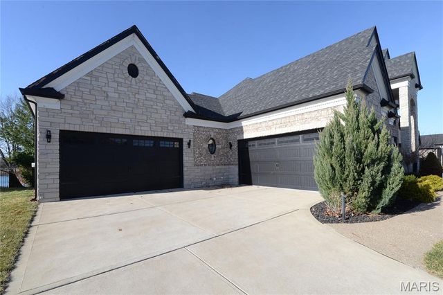 17016 Lakeside Ridge, Chesterfield, MO 63005
