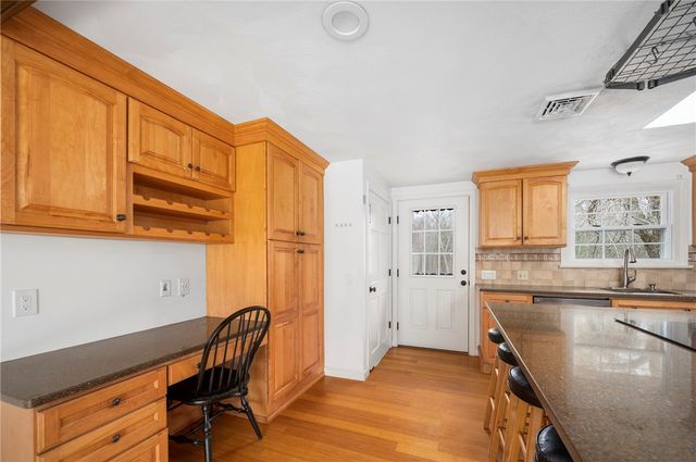 42 Ledge Road, Coventry, RI 02816