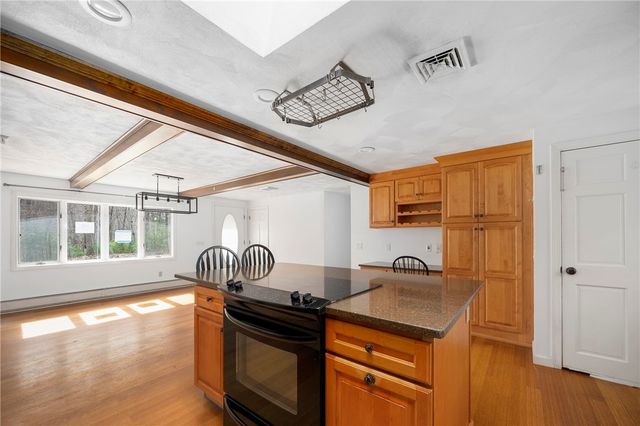 42 Ledge Road, Coventry, RI 02816