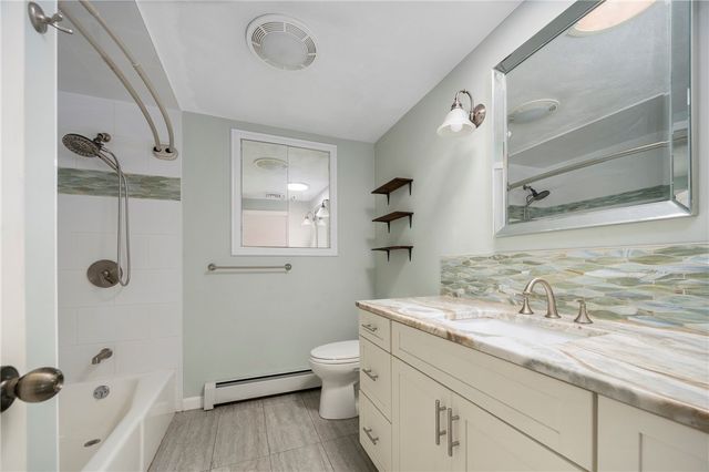 42 Ledge Road, Coventry, RI 02816