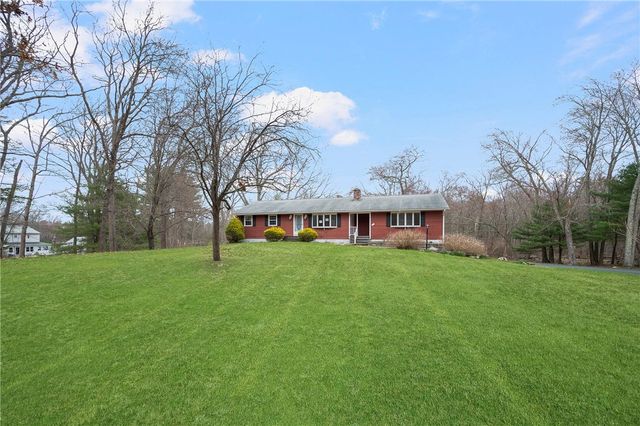 42 Ledge Road, Coventry, RI 02816