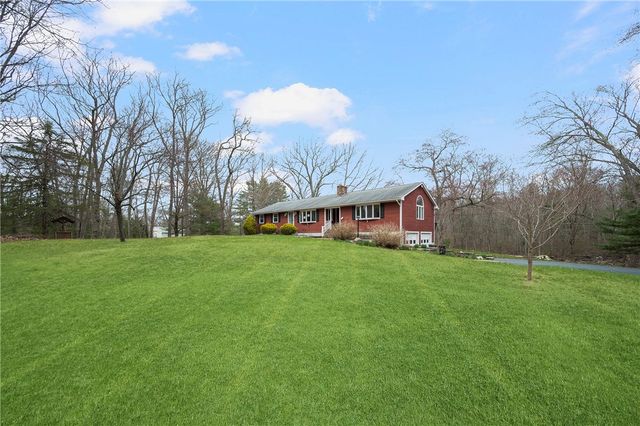 42 Ledge Road, Coventry, RI 02816