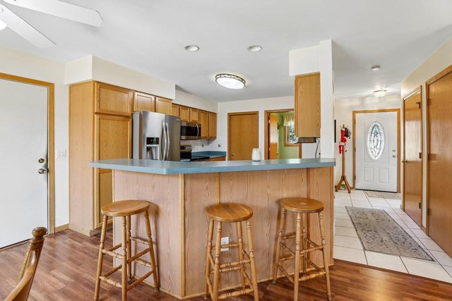 612 Greenfield Drive, Deforest, WI 53532