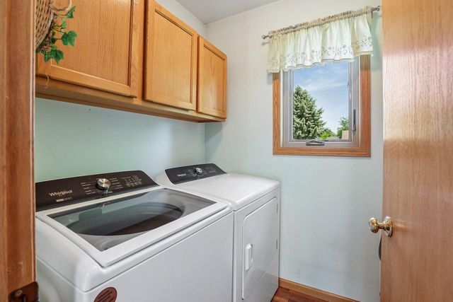 612 Greenfield Drive, Deforest, WI 53532