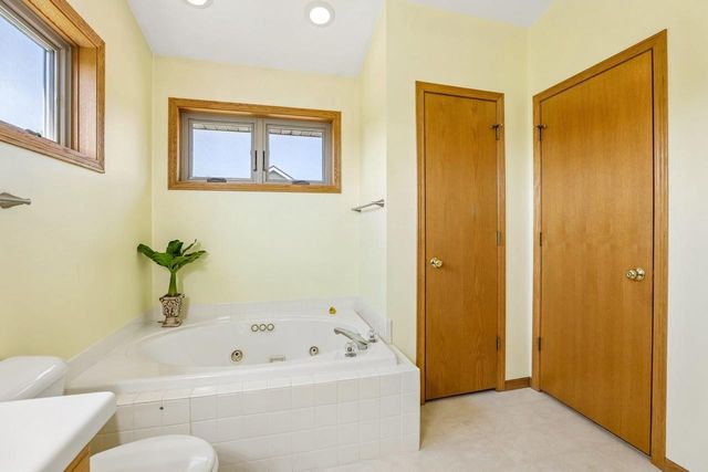 612 Greenfield Drive, Deforest, WI 53532