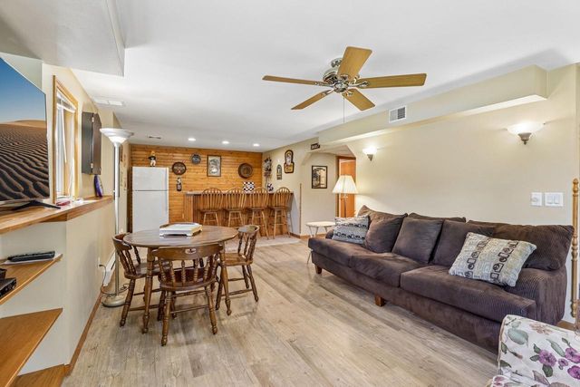 612 Greenfield Drive, Deforest, WI 53532