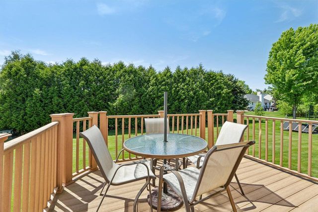 612 Greenfield Drive, Deforest, WI 53532
