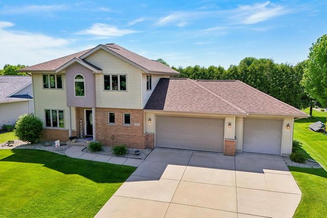 612 Greenfield Drive, Deforest, WI 53532