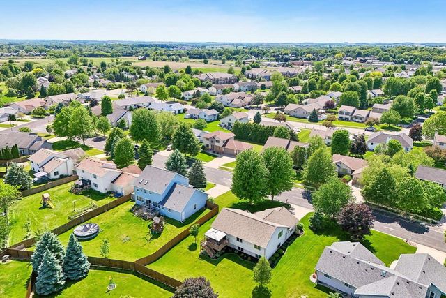 612 Greenfield Drive, Deforest, WI 53532