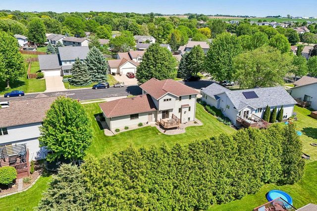 612 Greenfield Drive, Deforest, WI 53532