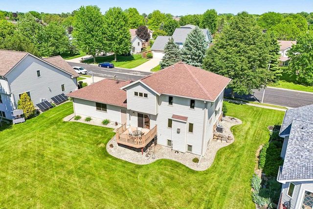 612 Greenfield Drive, Deforest, WI 53532