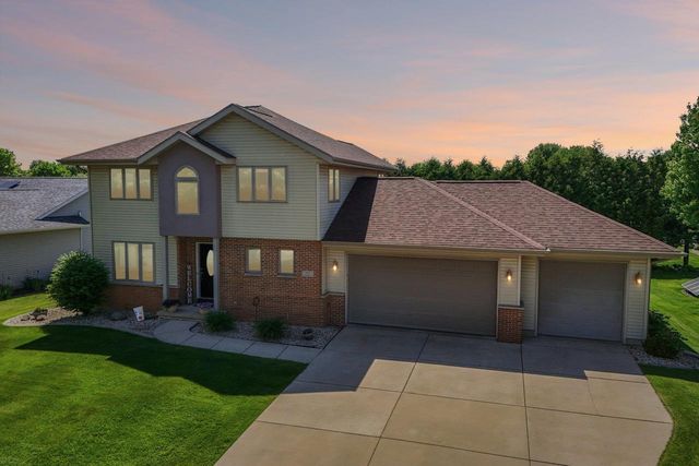612 Greenfield Drive, Deforest, WI 53532