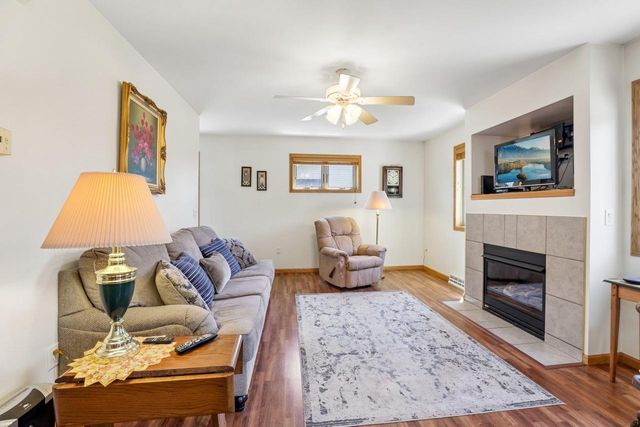 612 Greenfield Drive, Deforest, WI 53532