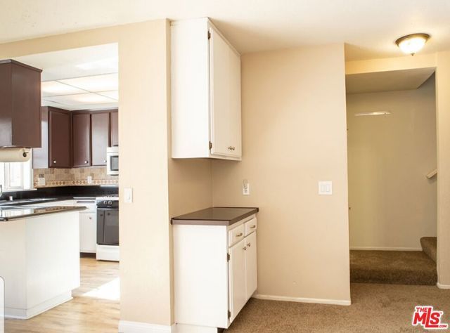 27656 Ironstone Drive 2, Canyon Country (santa Clarita), CA 91387