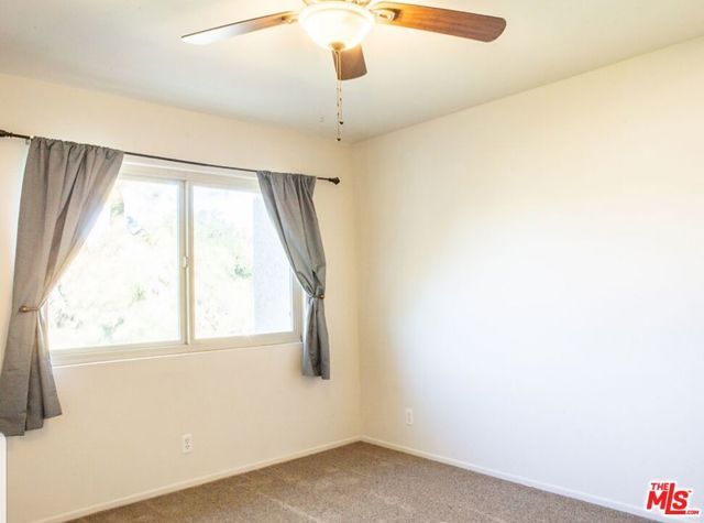 27656 Ironstone Drive 2, Canyon Country (santa Clarita), CA 91387