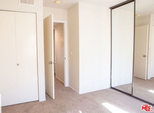 27656 Ironstone Drive 2, Canyon Country (santa Clarita), CA 91387