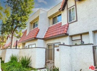 27656 Ironstone Drive 2, Canyon Country (santa Clarita), CA 91387