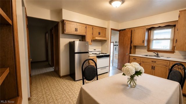 3001 Wales Avenue, Parma, OH 44134