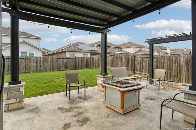 7811 Creekshore Cv, San Antonio, TX 78254