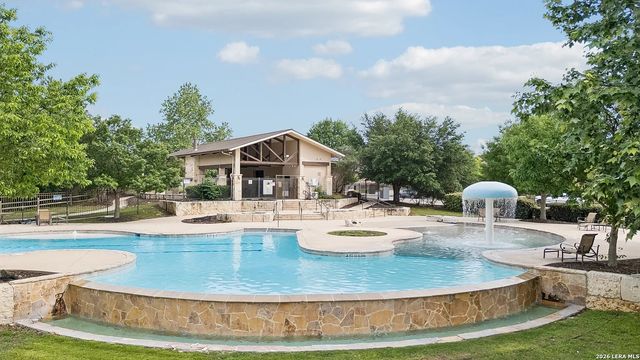7811 Creekshore Cv, San Antonio, TX 78254